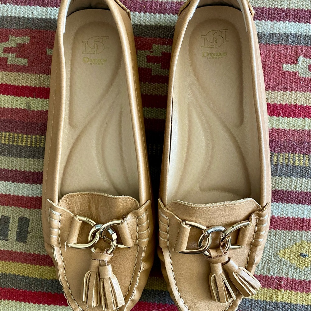 Dune London Leather Moccasins With Bow Detail Grovers - Camel Size 8.5